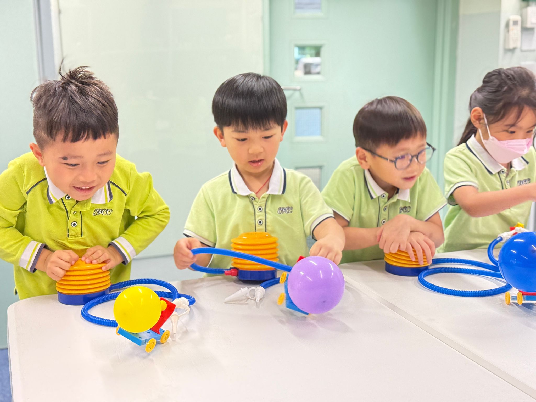 葉小 – 小小科學家之奇趣海陸空